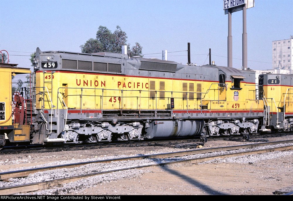 Union Pacific SD7 #459 teamed with slug S-1